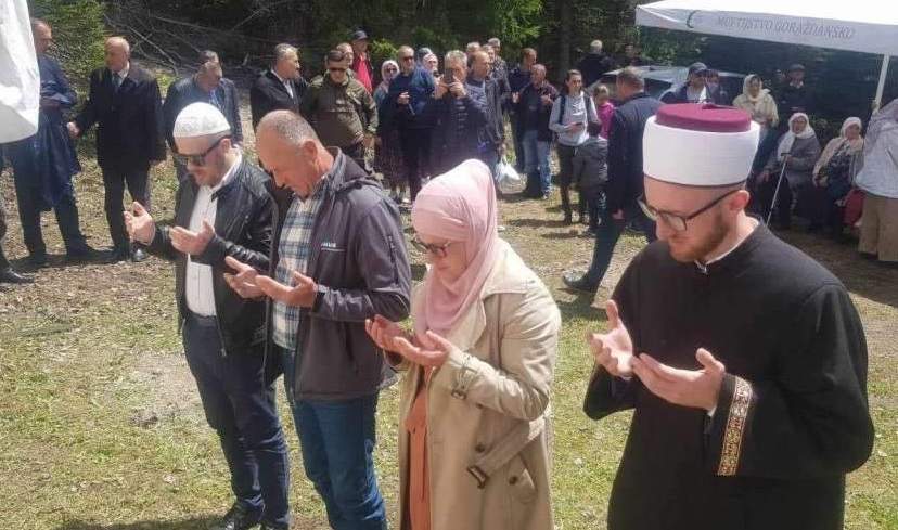 Arhiva - Mostina.jpg - Godišnjica sjećanja na ubijene Bošnjake Čajniča na Mostini 19. maja